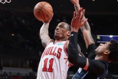 NBA交易窗口：雄鹿积极追逐伦纳德，快船考虑买断卡怀·伦纳德